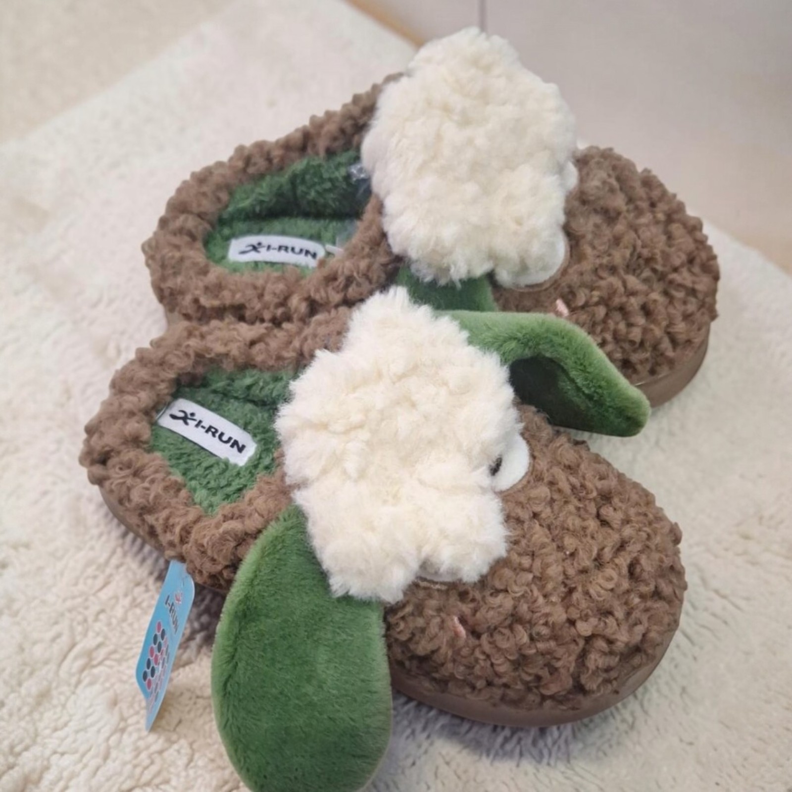 Pantuflas Ovejita de Peluche Súper Abrigadas